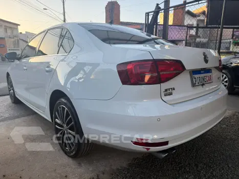 JETTA 2.0 TSI Highline 211cv