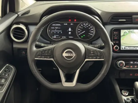 Versa Sedan 1.6 16V 4P FLEX EXCLUSIVE XTRONIC AUTOMÁTICO CVT