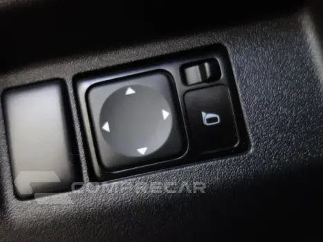 VERSA - 1.6 16V UNIQUE 4P XTRONIC
