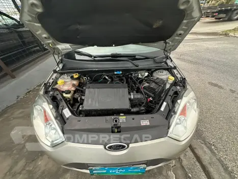 FIESTA 1.6 MPI Class Sedan 8V