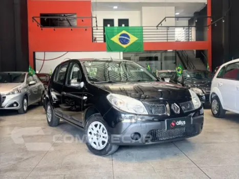 Renault SANDERO - 1.0 EXPRESSION 16V 4P MANUAL 4 portas