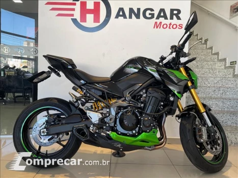 Z900RS R EDITION