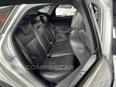 Focus TITANIUM Plus 2.0  Flex 5p Aut.