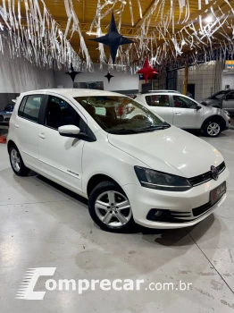Volkswagen FOX 1.6 MI Comfortline 8V 4 portas