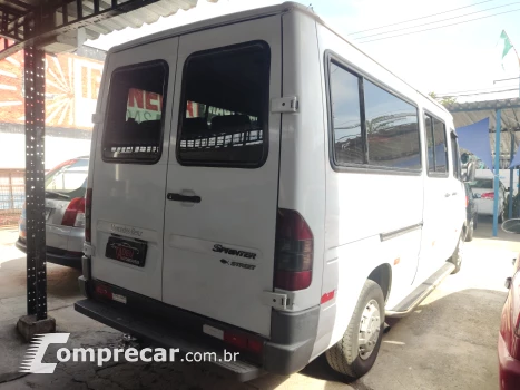 SPRINTER 2.2 311 CDI Furgão Street 7.5 16V Bi-turbo