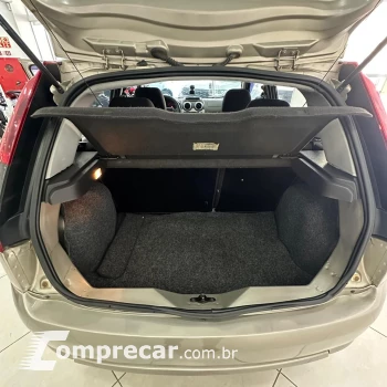 FIESTA 1.6 MPI Class 8V