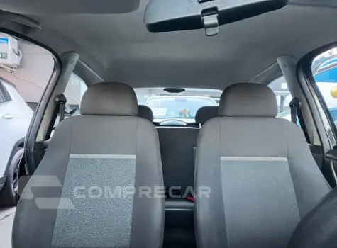 CELTA 1.0 MPFI LS 8V
