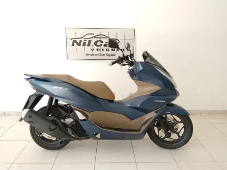 PCX 160 DLX