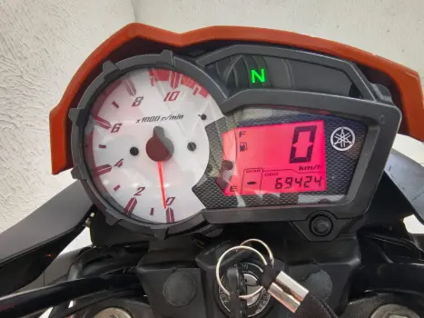 YS 150 FAZER