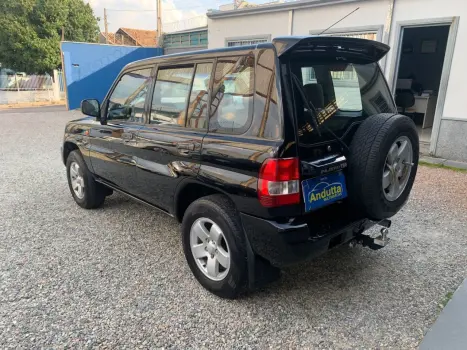 Pajero TR4 2.0 16V 4P 4X4 AUTOMÁTICO