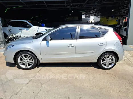 I30 2.0 Mpfi Gls 16V Gasolina 4P Manual