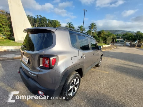 RENEGADE 2.0 16V Turbo Trailhawk 4X4