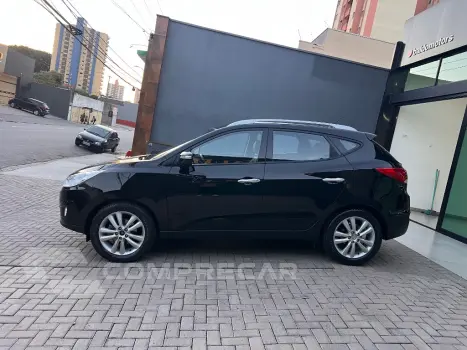 ix35 2.0 16V 170cv 2WD/4WD Aut.