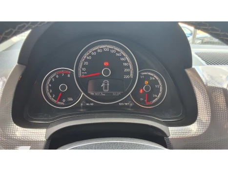 UP 1.0 CROSS TSI TOTAL 12V 5P FLEX