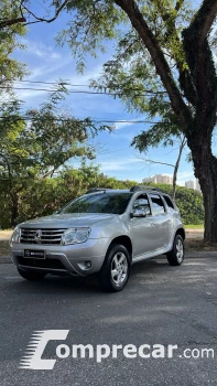 Renault DUSTER 2.0 16V Dynamique 4 portas