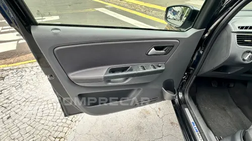 FOX 1.0 MI Bluemotion 8V