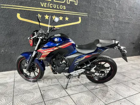 FZ25 250 FAZER CAPITÃ MARVEL FLEX