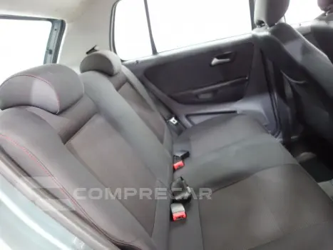 FOX - 1.6 MI PRIME 8V 4P MANUAL