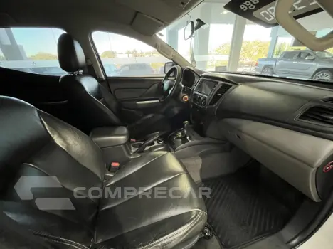 L200 TRITON 2.4 16V Turbo Sport GLS CD 4X4