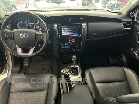 HILUX SW4