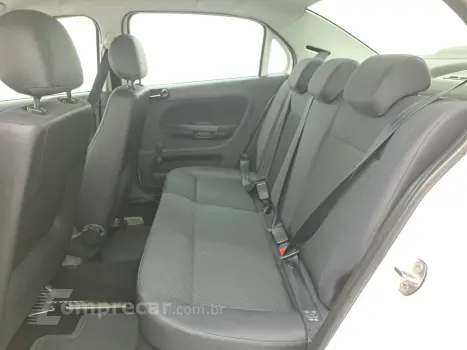 VOYAGE 1.0 12V MPI TOTALFLEX 4P MANUAL