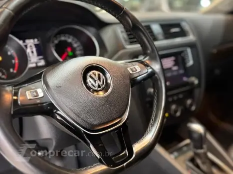 JETTA - 2.0 COMFORTLINE 4P TIPTRONIC