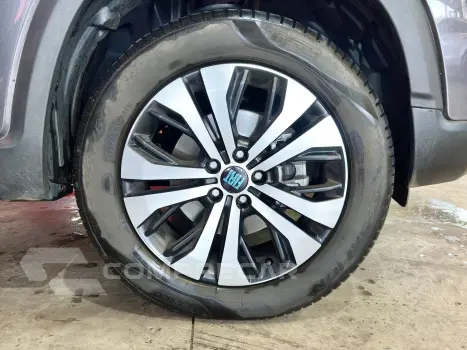 TORO 1.3 TURBO 270 FLEX VOLCANO AT6