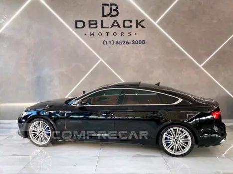 Audi A5 Sportb. Advanc. 2.0 TFSI Quatt. (Híb) 4 portas