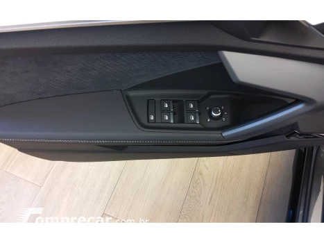 A3 2.0 40 TFSI MHEV SEDAN PERFORMANCE BLACK S-TRONIC