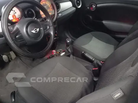 One 1.6 16V Gasolina 2P Manual