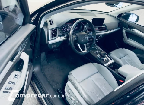 Audi Q5 2.0 TFSI Ambiente S Tronic 4 portas