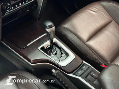 HILUX SW4 2.7 SRV 7 LUGARES 4X2 16V FLEX 4P AUTOMÁTICO