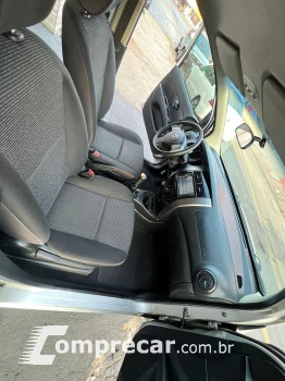 LIVINA 1.6 S 16V