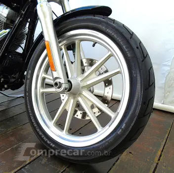 HARLEY-DAVIDSON DYNA SUPER GLIDE FXD