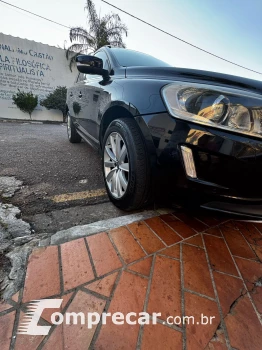XC60 2.0 T5 Momentum
