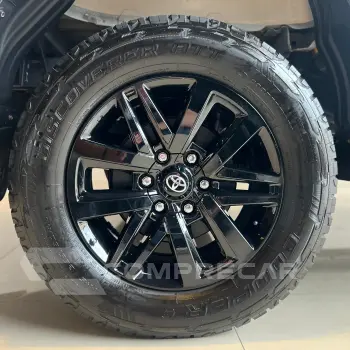 HILUX 2.8 D-4d Turbo CD SRX 4X4