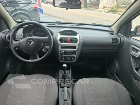 Corsa 1.4 Mpfi Premium Sedan 8V Flex 4P Manual
