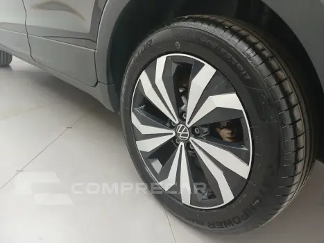 T-CROSS 1.0 200 TSI TOTAL FLEX AUTOMÁTICO