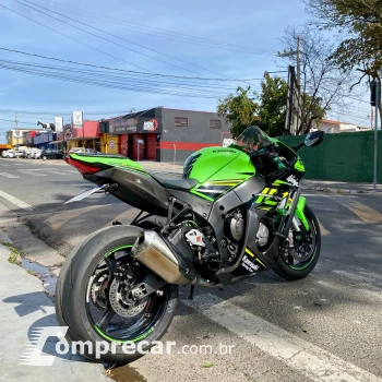 NINJA ZX10R
