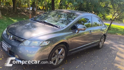 Honda Civic Ixs 1.8 4 portas