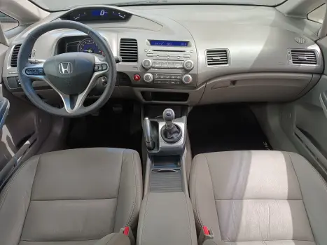 CIVIC 1.8 LXL 16V