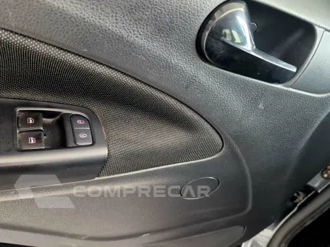 VOYAGE 1.0 12V MPI TOTALFLEX 4P MANUAL