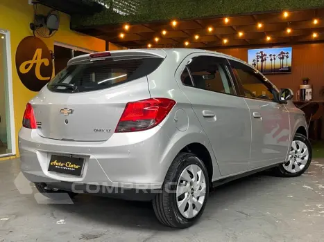 ONIX 1.4 MPFI LT 8V FLEX 4P AUTOMÁTICO