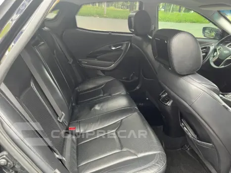 AZERA 3.0 MPFI GLS V6 24V