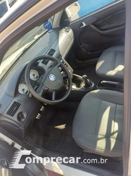 SAVEIRO 1.6 8V
