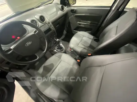 Fiesta 1.6 Mpi First Sedan 8V Flex 4P Manual