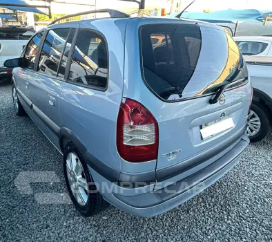 Zafira 2.0 4P FLEX ELEGANCE AUTOMÁTICO