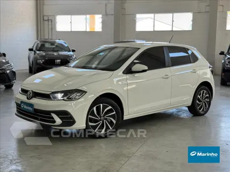 Volkswagen POLO 1.0 170 TSI HIGHLINE AUTOMÁTICO 4 portas