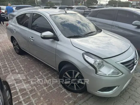 NISSAN VERSA 1.6 16V FLEXSTART SL 4P XTRONIC 4 portas