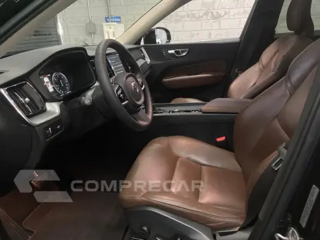 Xc60 2.0 D5 Diesel Momentum Awd Geartronic